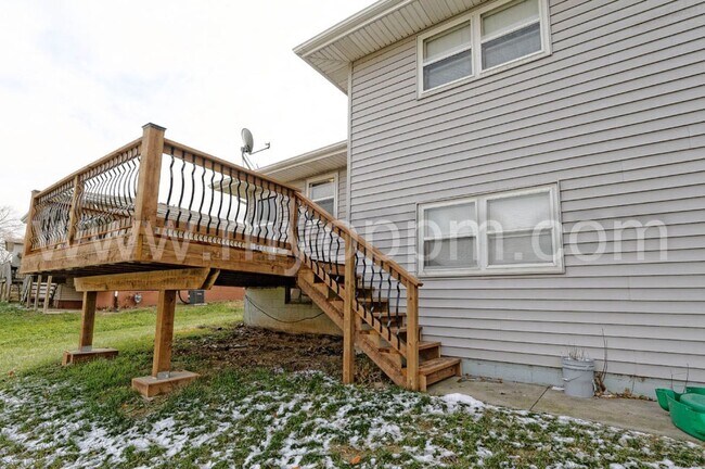 Building Photo - 11652-11654 Camden Ave