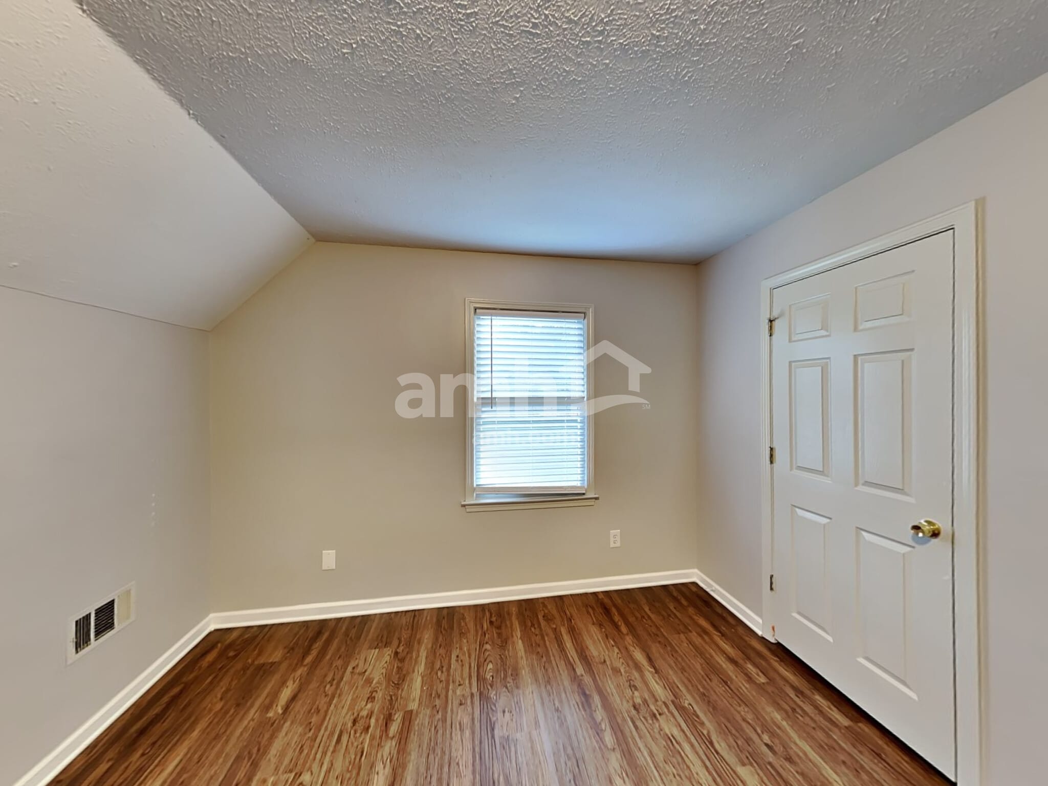 Building Photo - 420 Etowah Valley Way