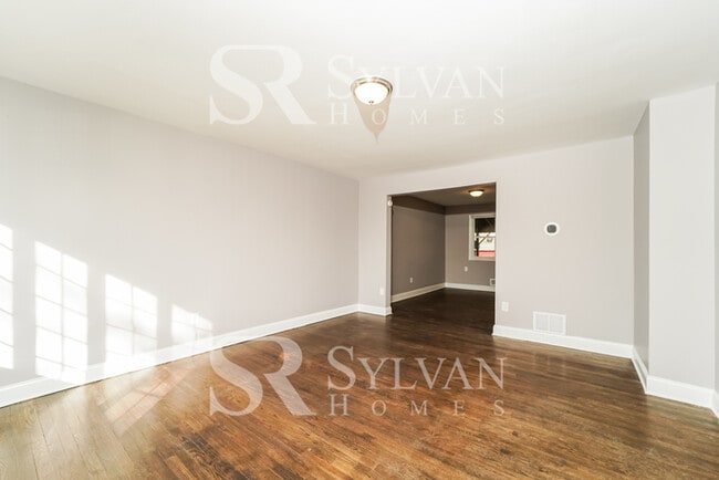 Building Photo - This is what you have been looking for