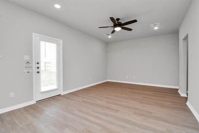 Building Photo - 27107 Newport Trce Ln