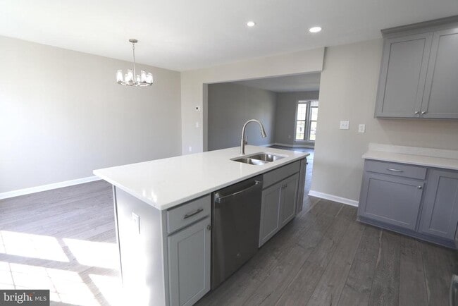 Building Photo - 11206 Barnswallow Pl