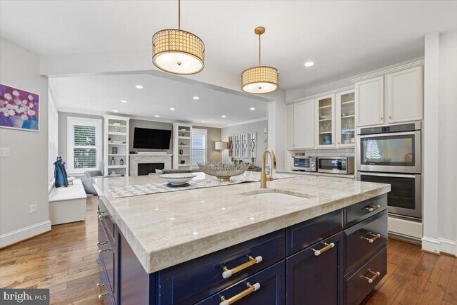 Building Photo - 47791 Macgill Ct