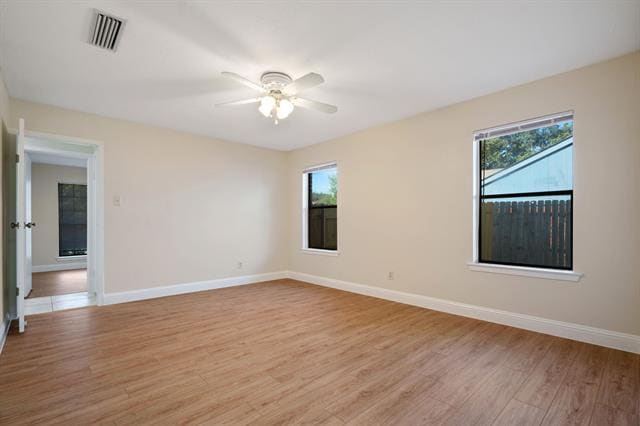 Building Photo - 719 Heatherwood Dr