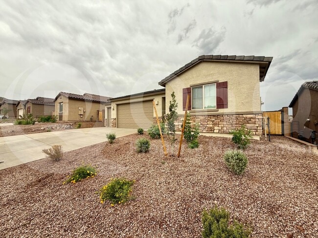 Building Photo - 17590 S Ironwood Bend Dr