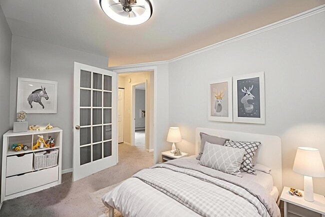 Building Photo - 337 N Carter St