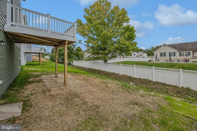 Building Photo - 162 Ludgate Mnr