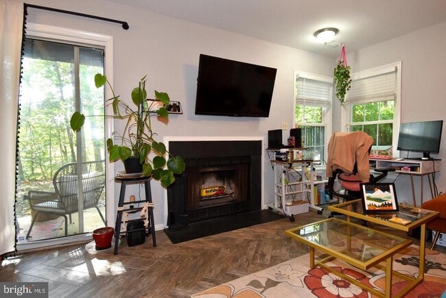 Building Photo - 11100 Beaver Trail Ct