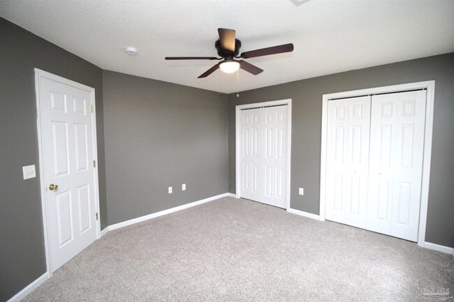 Building Photo - 7161 Pine Blossom Rd