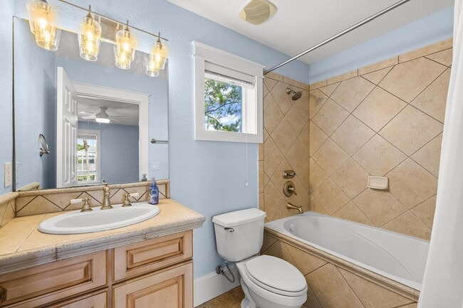 Building Photo - 92 Cypress Breeze Dr