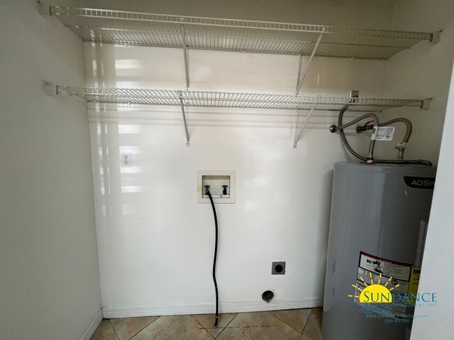 Building Photo - Great 2 Bedroom Unit in Crestview!