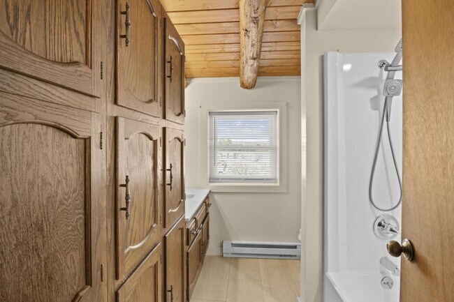 Building Photo - 118 Agape Wy