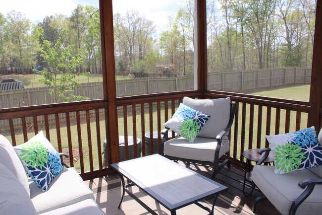 Building Photo - 7217 Rex Rd