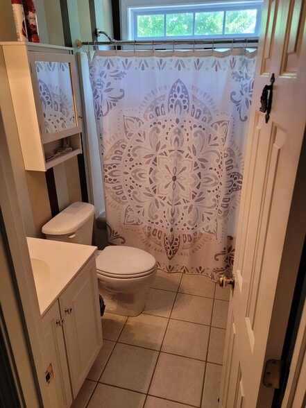 Building Photo - 144 Pelham Springs Pl