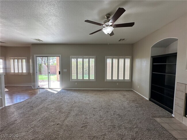 Building Photo - 11233 Playa Caribe Ave