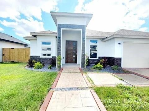 Building Photo - 531 Country Club Dr