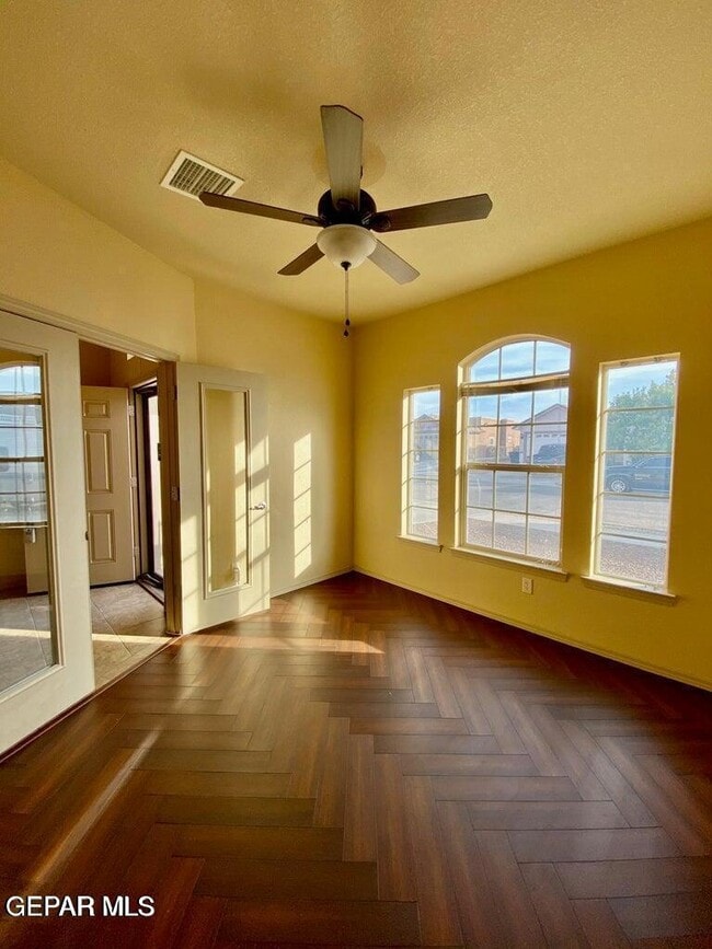 Building Photo - 14277 Desert Sky Dr