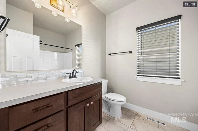 Building Photo - 337 Orchid Ave