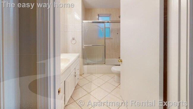 Building Photo - 5 Edgar Terrace