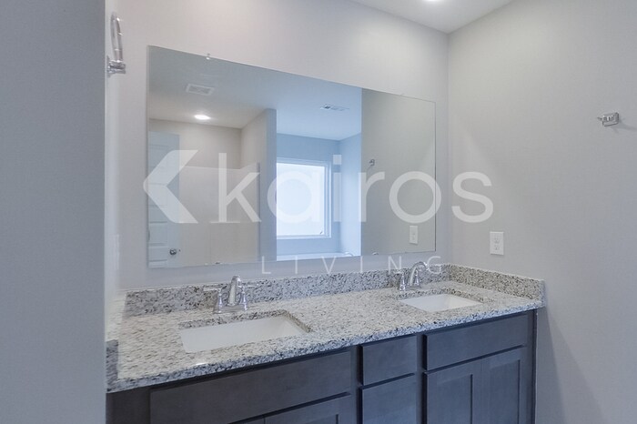 Building Photo - 6103 Stonewater Ct