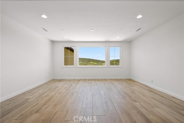Building Photo - 101 Pinnacle Trl