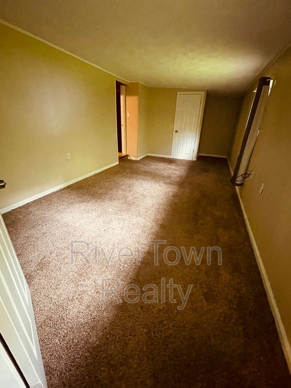 Building Photo - 4860 Leonard Rd