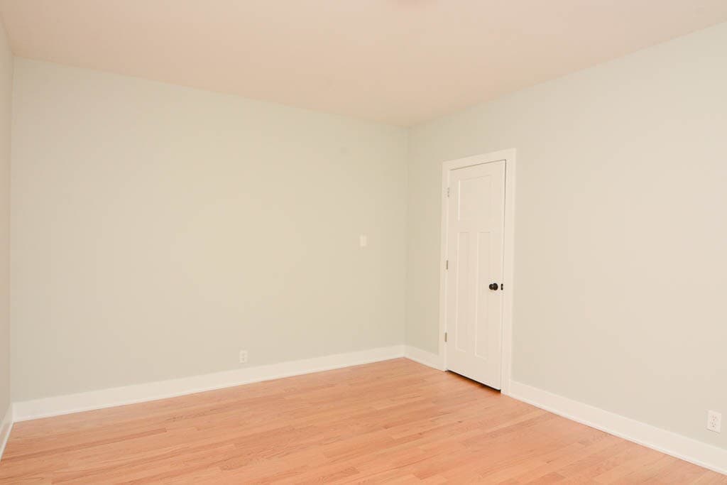 Building Photo - 4337 N Wolcott Ave