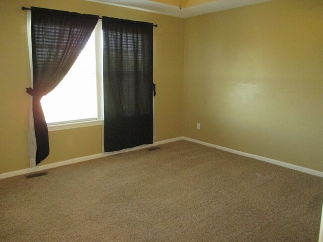 Building Photo - Beautiful Home in Great Location!