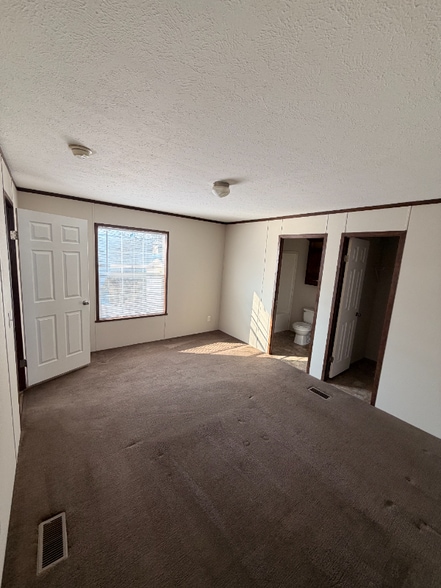 Building Photo - 84 Dunlap Cir