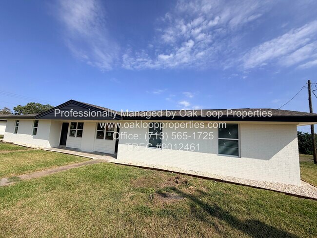 Building Photo - 4 N Atlantic St