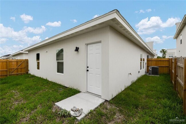Building Photo - 3671 N Mezcal Dr