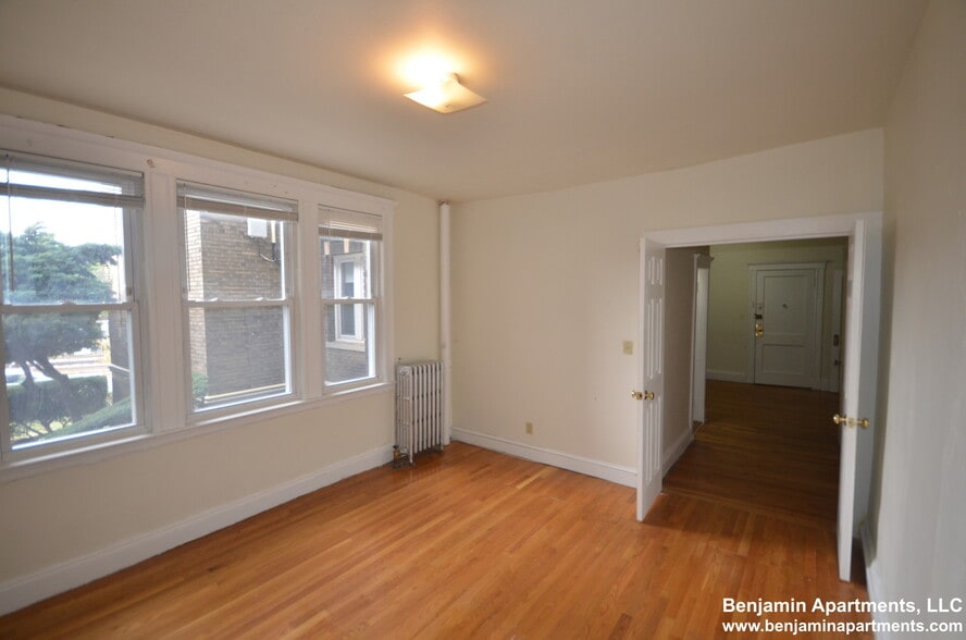 Building Photo - 1634 Commonwealth Ave