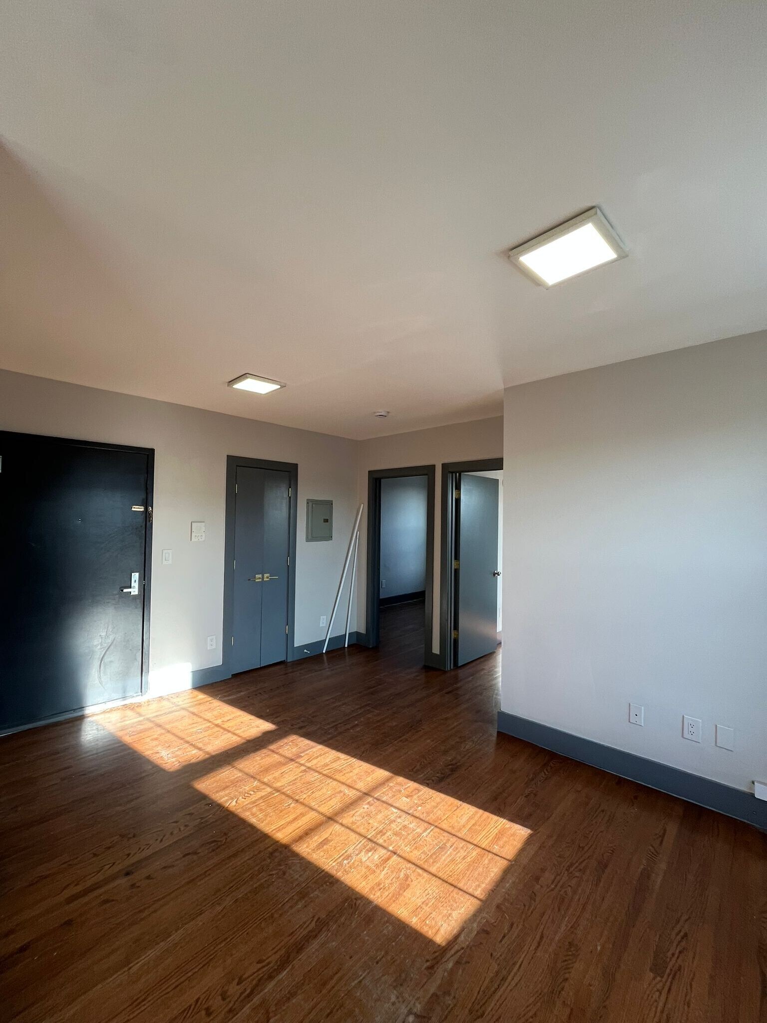 Building Photo - 50 Atlantic St