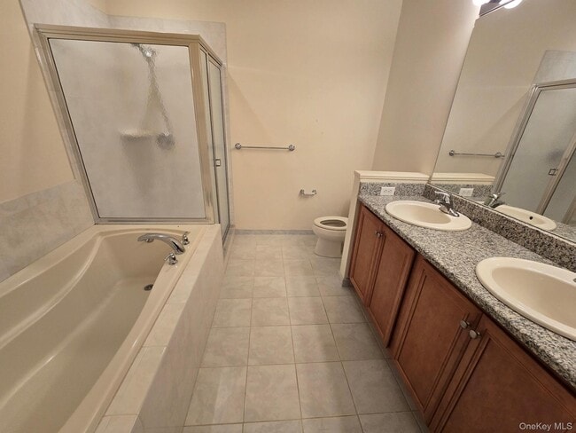 Building Photo - 410 Westchester Ave