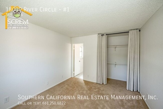 Building Photo - 18009 River Cir