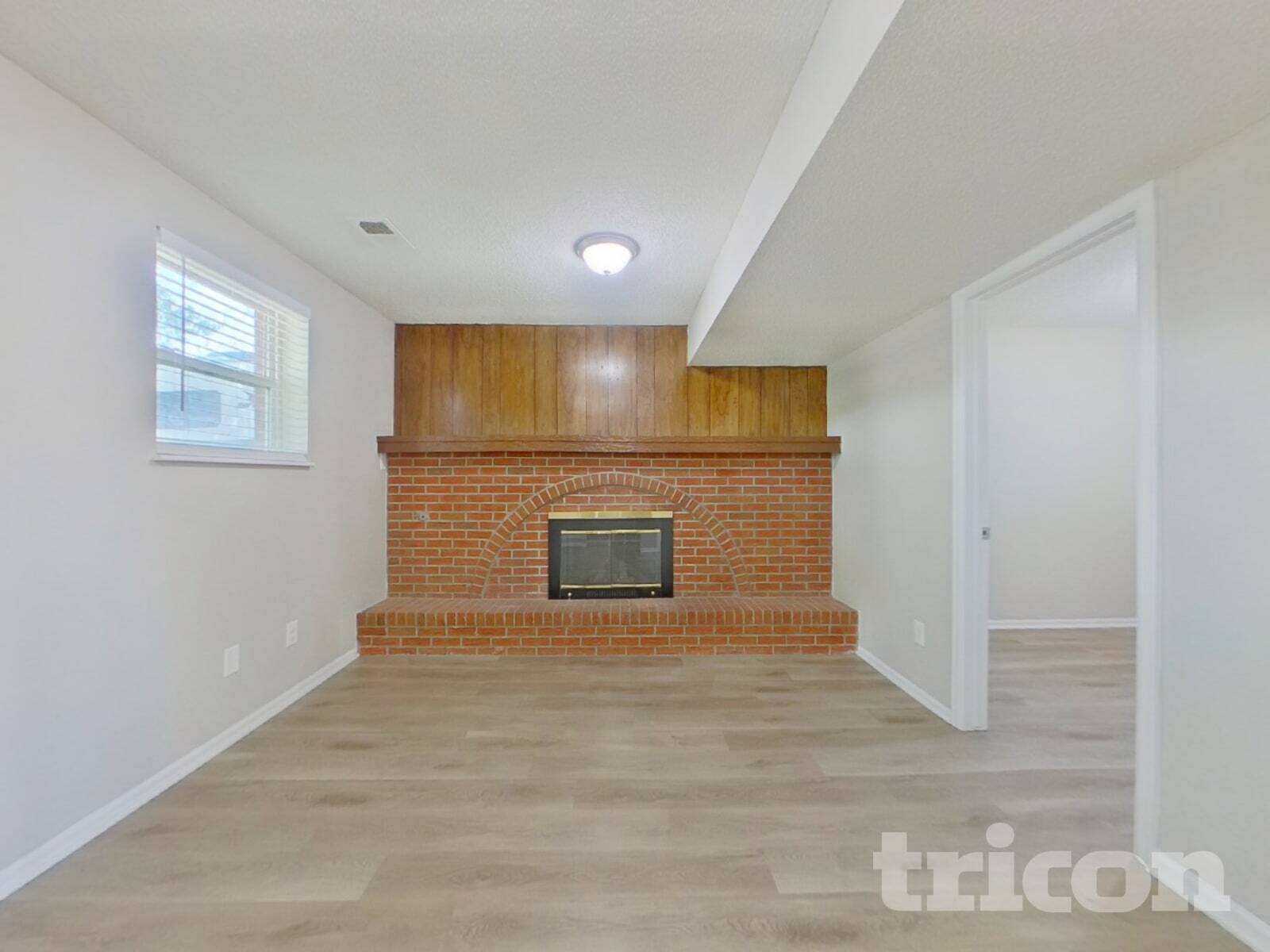 Building Photo - 348 S 29th Ave