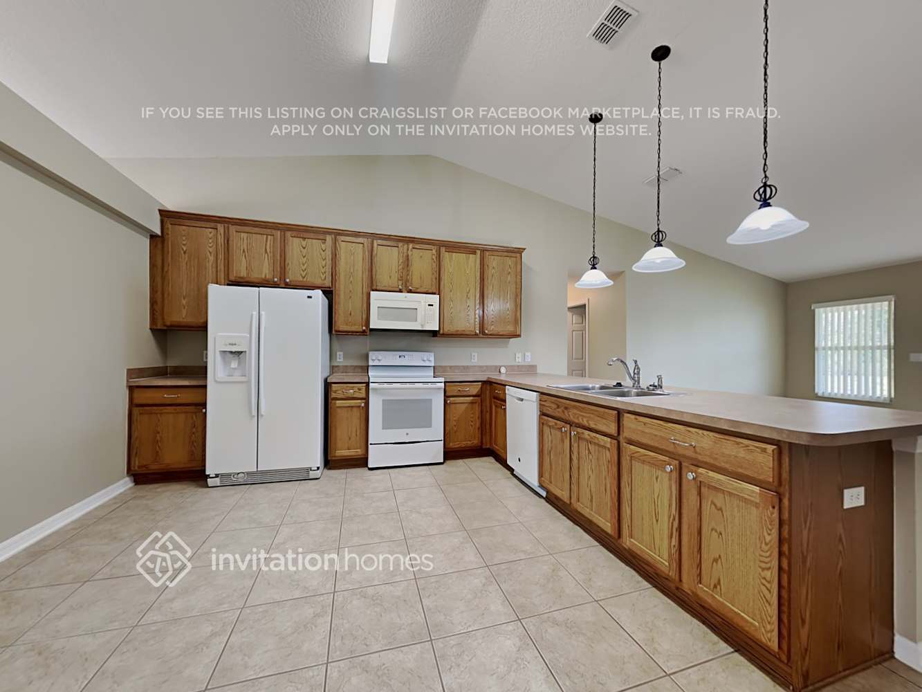 Building Photo - 1583 Carmona Ct