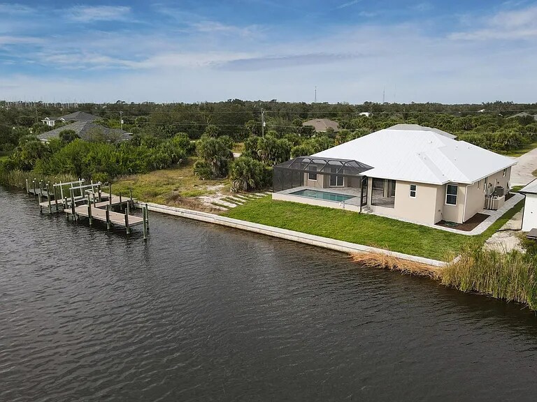 Building Photo - 13329 Longville Ave