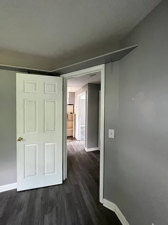 Building Photo - 122 Grace St