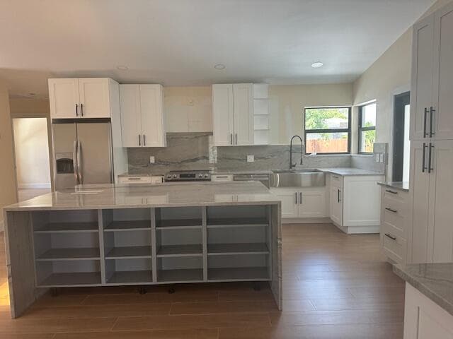 Building Photo - 860 Brightwood Way