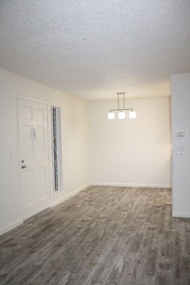 Building Photo - 5290 San Pablo Dam Rd