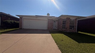 Building Photo - 6202 Tidewater Dr