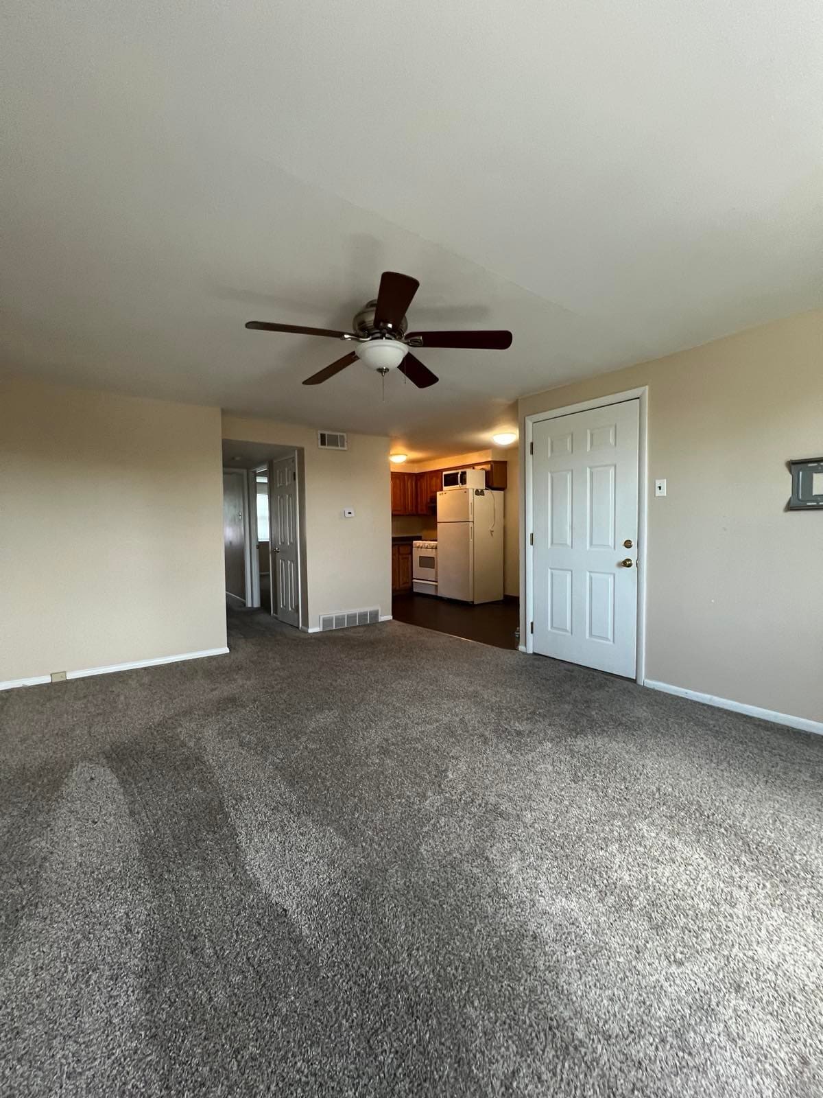 Building Photo - 10106 Calera Rd