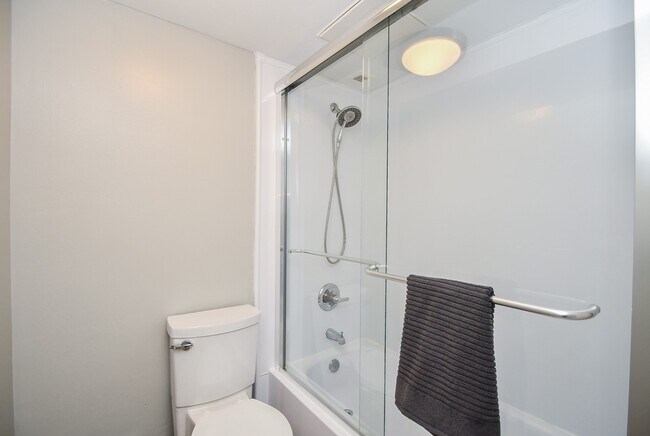 Building Photo - 3525 Sage Rd