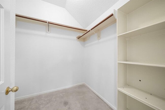 Building Photo - 3515 Endicott Ln