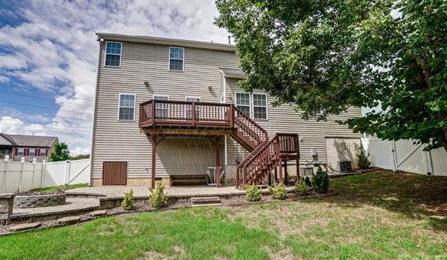 Building Photo - 4818 Summerside Dr