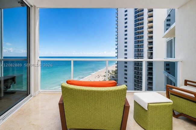 Building Photo - 19111 Collins Ave