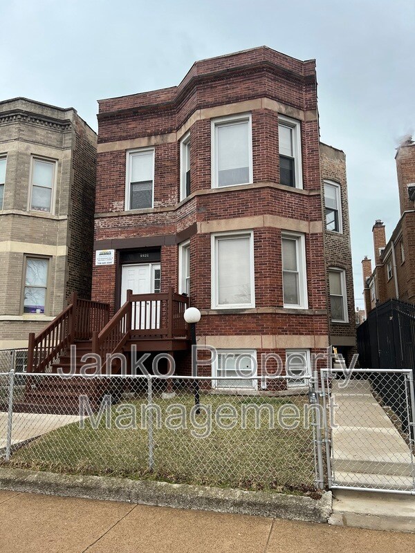 Building Photo - 7249 S Ridgeland Ave