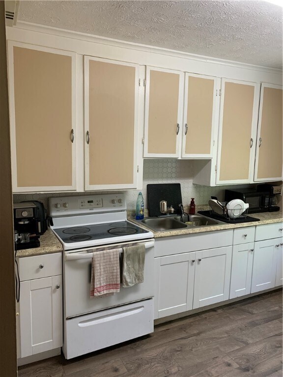 Primary Photo - 96 Rutgers St