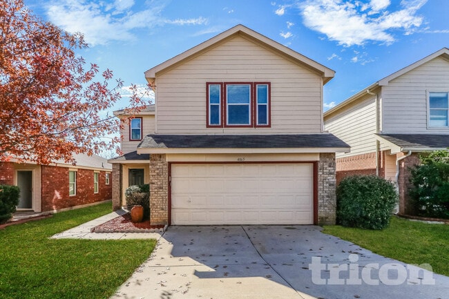 Building Photo - 4865 Waterford Dr