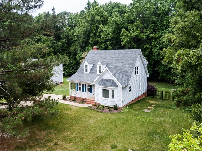 Building Photo - 3832 Doeskin Dr